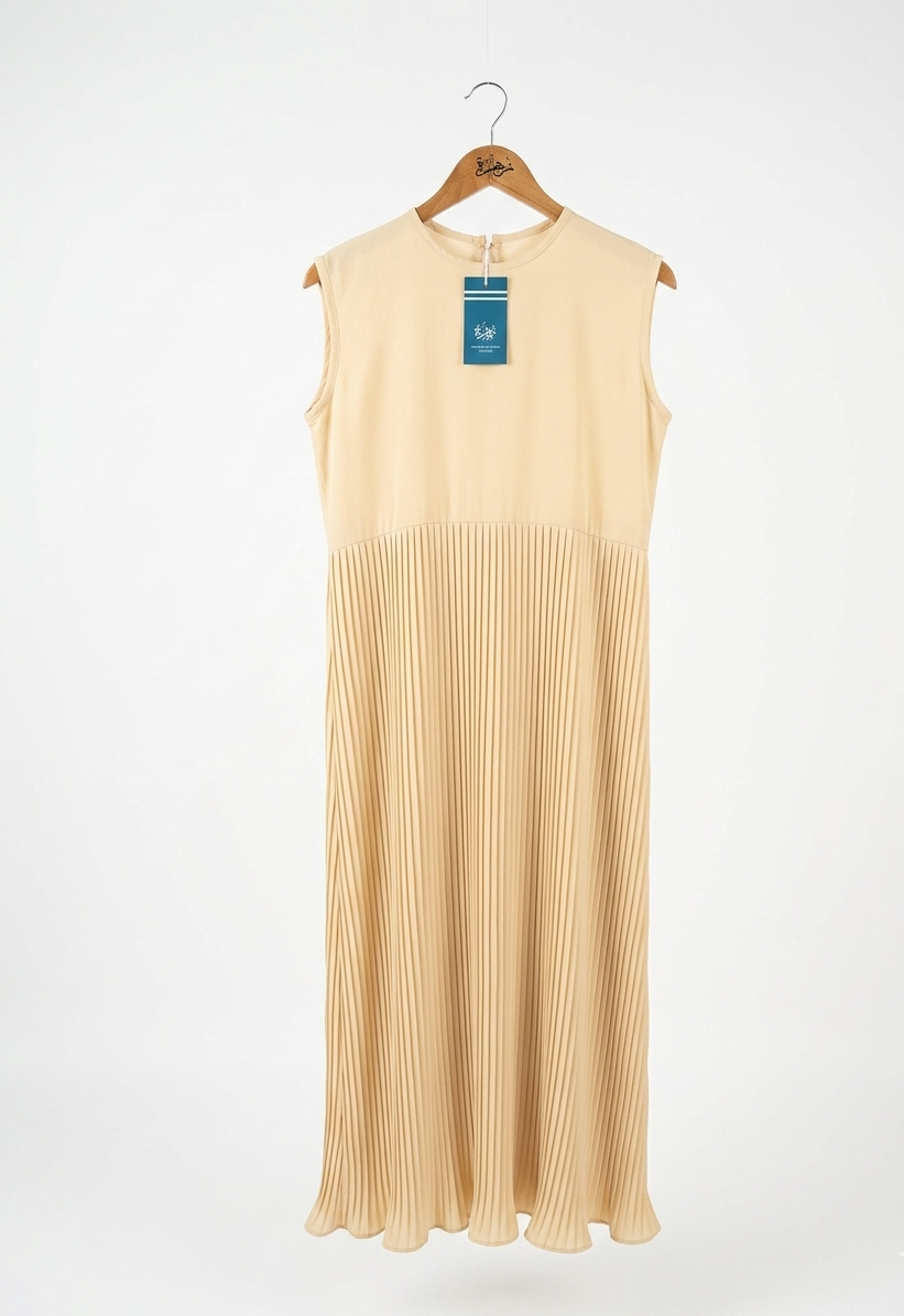 Pleated Basic